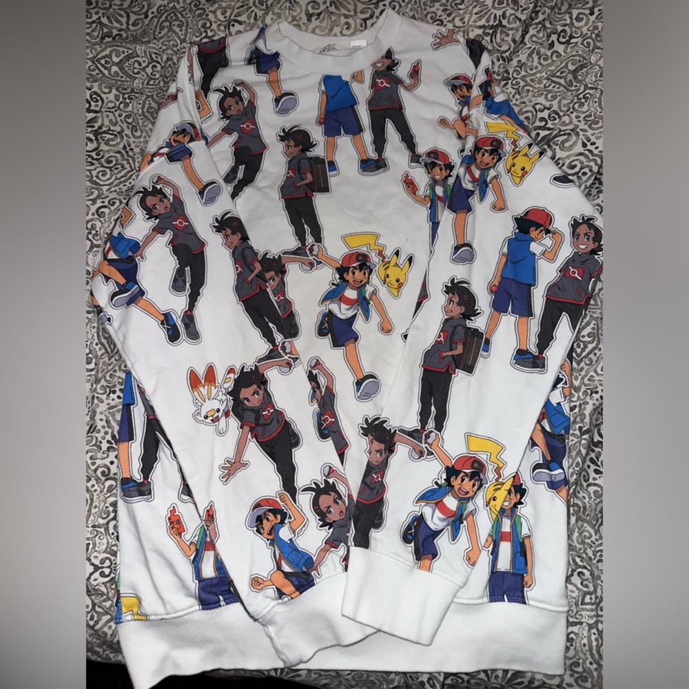 Boy H&M Pokemon sweatshirt size 20